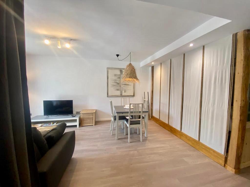 Luxury House Valencia D'Aneu Exterior foto