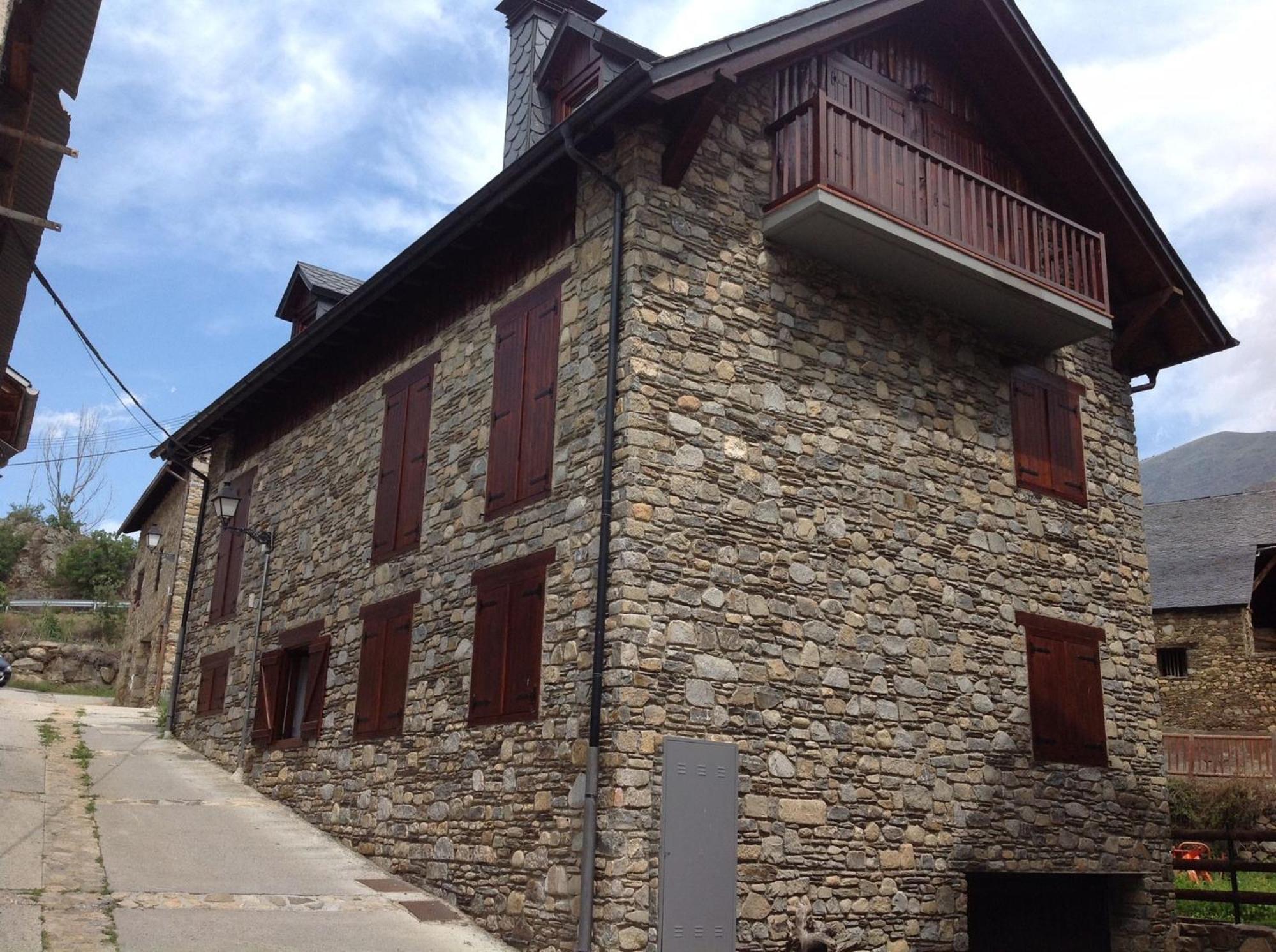 Luxury House Valencia D'Aneu Exterior foto